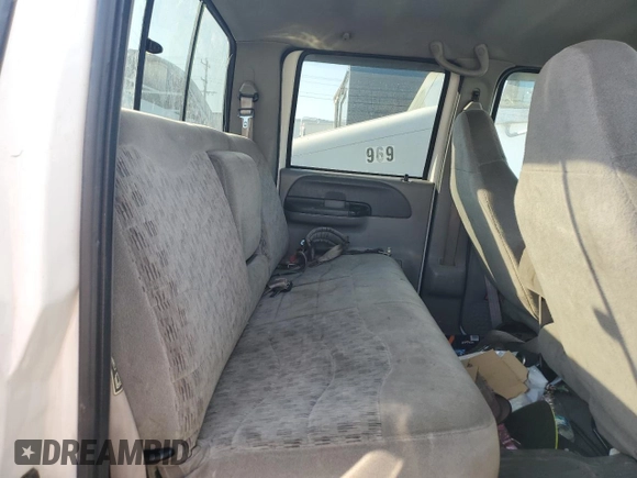 2000 Ford F-350 XL with VIN 1FTSW31F7YED79895, listed as a Copart auction lot 71744804 with 176,241 mi miles and Salvage Title. Bid and sale history available at DreamBid. Image 10.