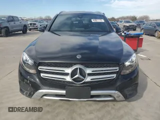 2019 Mercedes-Benz GLC 300 with VIN WDC0G4JB0KV171740, listed as a Copart auction lot 43021115 with 33,764 mi miles and Clean title. Bid and sale history available at DreamBid. Image 5.