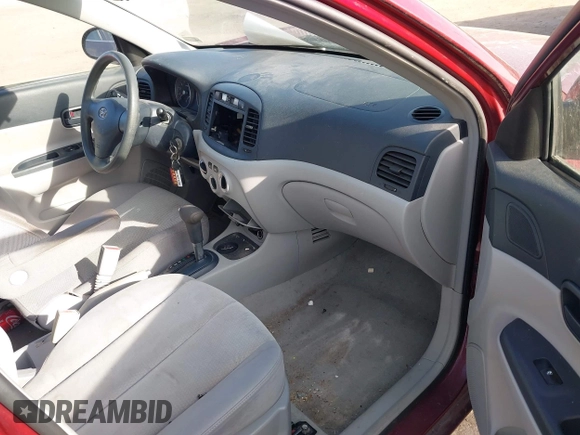 2006 Hyundai Accent GLS с VIN KMHCN46C66U061129, выставлен на аукционе IAAI как лот 42072699 с пробегом 163 573 миль миль и . История ставок и продаж доступна на DreamBid. Изображение 5.