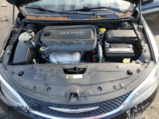 2015 Chrysler 200 Limited z VIN 1C3CCCAB8FN760831, wystawiony jako Copart lot #84142374 z przebiegiem 44 584 mil mil oraz Szkoda całkowita • Salvage title. Historia ofert i sprzedaży dostępna na DreamBid. Obrazek 13.