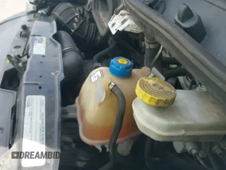 2016 Ram ProMaster Cargo z VIN 3C6TRVCG3GE105651, wystawiony jako IAAI lot #42526039 z przebiegiem 140 739 mil mil oraz . Historia ofert i sprzedaży dostępna na DreamBid. Obrazek 18.