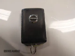2019 Volvo XC40 Inscription с VIN YV4162UL5K2046401, выставлен на аукционе IAAI как лот 41911289 с пробегом 42 090 миль миль и . История ставок и продаж доступна на DreamBid. Изображение 11.