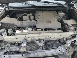 2019 Toyota 4Runner SR5 с VIN JTEBU5JR7K5688975, выставлен на аукционе Copart как лот 56526455 с пробегом 76 493 миль миль и Списание • Salvage title. История ставок и продаж доступна на DreamBid. Изображение 12.