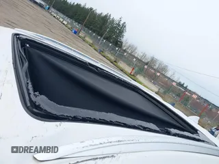 2019 Cadillac XT5 Luxury AWD z VIN 1GYKNDRS2KZ301027, wystawiony jako IAAI lot #41750374 z przebiegiem 44 328 mil mil oraz . Historia ofert i sprzedaży dostępna na DreamBid. Obrazek 17.