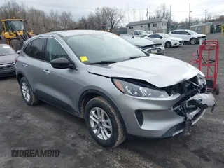2022 Ford Escape SE with VIN 1FMCU9G69NUB81675, listed as a IAAI auction lot 41950508 with 49,841 mi miles. Bid and sale history available at carsss.com. Image 1.