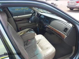 2008 Mercury Grand Marquis LS with VIN 2MEFM75V58X618292, listed as a IAAI auction lot 42094380 with 175,373 mi miles and . Bid and sale history available at DreamBid. Image 5.