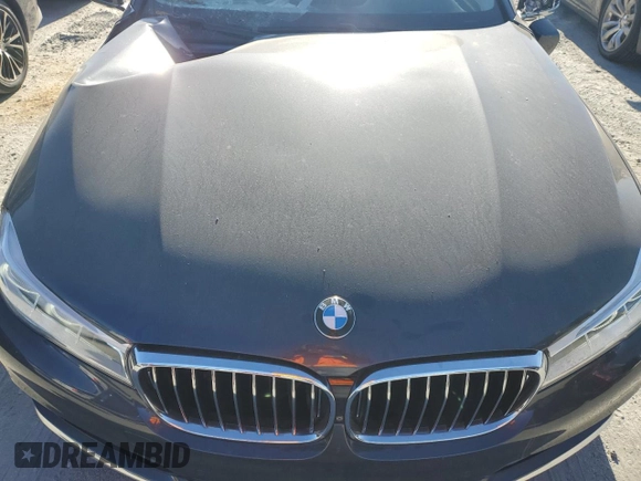 2019 BMW 7 Series 750i xDrive with VIN WBA7F2C55KB240777, listed as a Copart auction lot 76840504 with 38,250 mi miles and Salvage title. Bid and sale history available at DreamBid. Image 11.