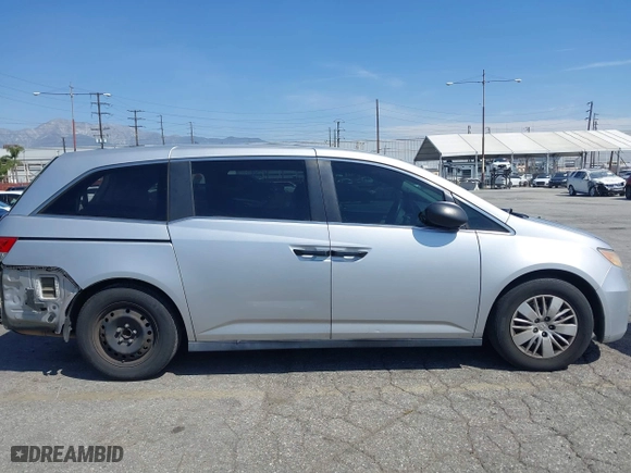 2014 Honda Odyssey LX with VIN 5FNRL5H24EB008838, listed as a IAAI auction lot 41987432 with 276,432 mi miles. Bid and sale history available at carsss.com. Image 18.