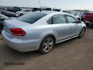 2015 Volkswagen Passat SEL Premium z VIN 1VWCS7A3XFC043208, wystawiony jako Copart lot #54766115 z przebiegiem 192 773 mil mil oraz Szkoda całkowita • Salvage title. Historia ofert i sprzedaży dostępna na DreamBid. Obrazek 3.
