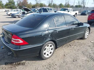 2006 Mercedes-Benz C 280 Luxury z VIN WDBRF92H86F796224, wystawiony jako IAAI lot #41838403 z przebiegiem 152 974 mil mil oraz . Historia ofert i sprzedaży dostępna na DreamBid. Obrazek 4.