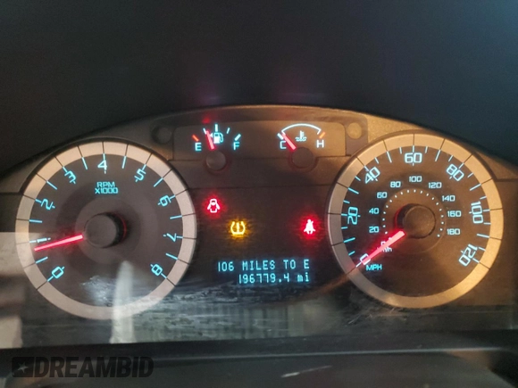 2012 Ford Escape XLT z VIN 1FMCU9DG8CKA93402, wystawiony jako Copart lot #62266845 z przebiegiem 196 779 mil mil oraz Szkoda całkowita • Salvage title. Historia ofert i sprzedaży dostępna na DreamBid. Obrazek 9.