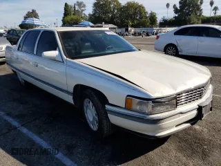 1995 Cadillac Concours z VIN 1G6KF52Y0SU301356, wystawiony jako Copart lot #77372694 z przebiegiem 132 934 mil mil oraz Szkody całkowita. Historia ofert i sprzedaży dostępna na DreamBid. Obrazek 4.