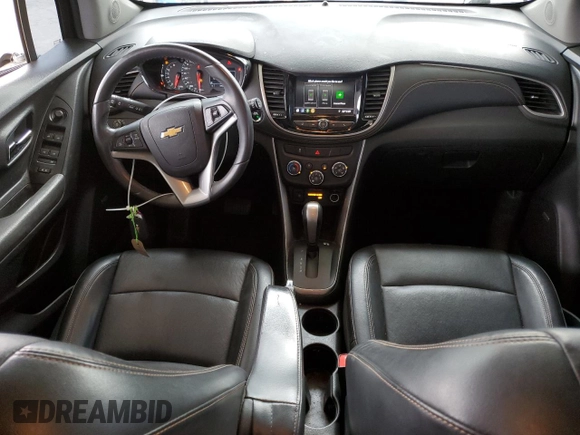 2020 Chevrolet Trax LT with VIN KL7CJLSB7LB350600, listed as a Copart auction lot 43282985 with 77,116 mi miles and Salvage Title. Bid and sale history available at DreamBid. Image 8.