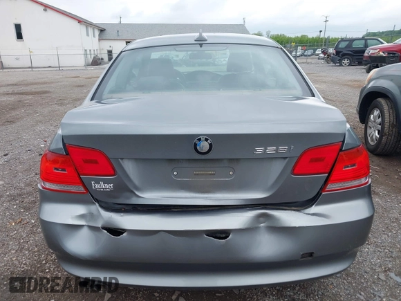 2009 BMW 3 Series 328i xDrive with VIN WBAWV53509P080241, listed as a IAAI auction lot 42176290 with 129,567 mi miles and . Bid and sale history available at carsss.com. Image 6.
