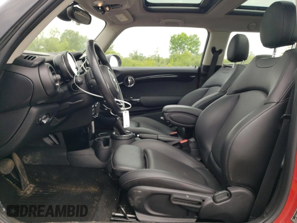 2016 MINI Hardtop S with VIN WMWXP7C57G3B33678, listed as a Copart auction lot 60609135 with 84,506 mi miles and Salvage title. Bid and sale history available at DreamBid. Image 7.