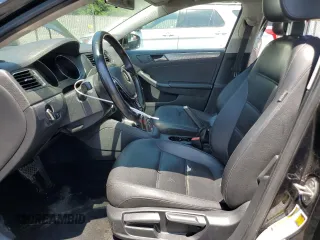 2015 Volkswagen Jetta SE with VIN 3VWD17AJ4FM329172, listed as a Copart auction lot 64143375 with 102,634 mi miles and Clean title. Bid and sale history available at DreamBid. Image 7.