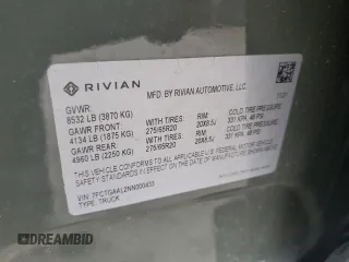2022 Rivian R1T Launch Edition z VIN 7FCTGAAL2NN000433, wystawiony jako Copart lot #46680705 z przebiegiem Nie podano mil oraz Szkody całkowita. Historia ofert i sprzedaży dostępna na DreamBid. Obrazek 13.