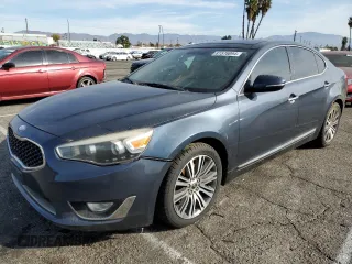 2014 Kia Cadenza Premium with VIN KNALN4D76E5124195, listed as a Copart auction lot 81578094 with 138,936 mi miles and Clean Title. Bid and sale history available at carsss.com. Image 1.
