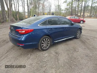 2015 Hyundai Sonata Limited with VIN 5NPE34AF5FH186363, listed as a IAAI auction lot 41917868 with 153,445 mi miles and . Bid and sale history available at carsss.com. Image 4.