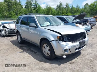 2010 Ford Escape XLT с VIN 1FMCU9D79AKC22700, выставлен на аукционе IAAI как лот 42392475 с пробегом 138 377 миль миль и . История ставок и продаж доступна на DreamBid. Изображение 1.