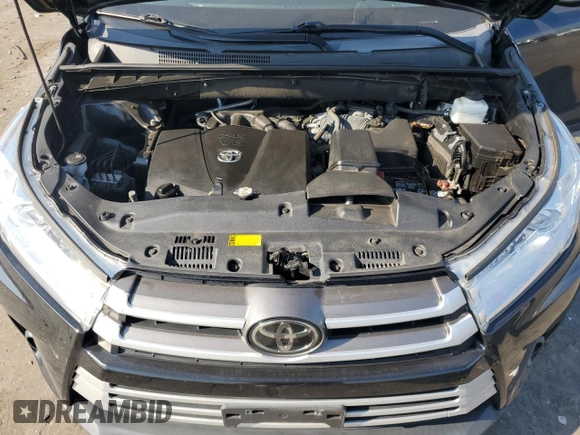 2019 Toyota Highlander LE with VIN 5TDBZRFH3KS963555, listed as a Copart auction lot 62294815 with 64,965 mi miles and Salvage title. Bid and sale history available at DreamBid. Image 12.