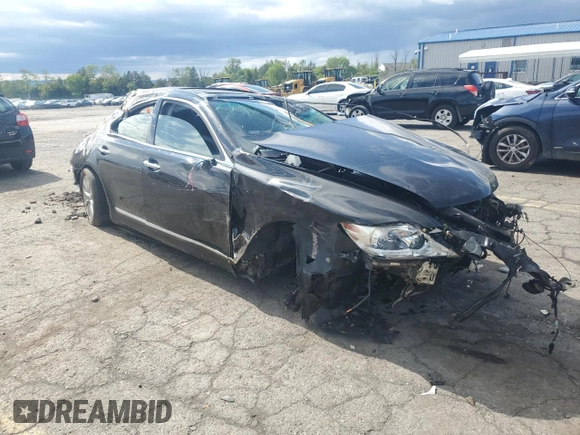 2012 Lexus LS 460 с VIN JTHCL5EFXC5015254, выставлен на аукционе Copart как лот 58261445 с пробегом Не указан миль и Списание • Salvage title. История ставок и продаж доступна на DreamBid. Изображение 4.
