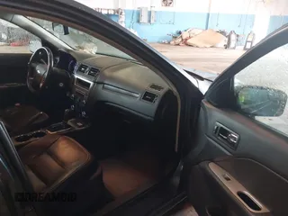 2012 Ford Fusion SEL z VIN 3FAHP0JG1CR352069, wystawiony jako IAAI lot #42182795 z przebiegiem 131 554 mil mil oraz . Historia ofert i sprzedaży dostępna na DreamBid. Obrazek 5.