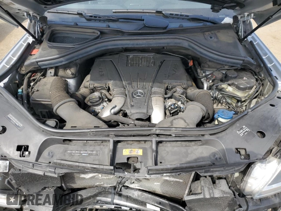 2014 Mercedes-Benz GL 450 z VIN 4JGDF7CE1EA354378, wystawiony jako Copart lot #59889305 z przebiegiem 79 821 mil mil oraz Szkoda całkowita • Salvage title. Historia ofert i sprzedaży dostępna na DreamBid. Obrazek 12.