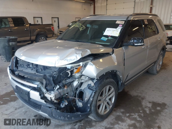 2018 Ford Explorer XLT с VIN 1FM5K8D87JGB91032, выставлен на аукционе IAAI как лот 42172572 с пробегом Не указан миль и . История ставок и продаж доступна на DreamBid. Изображение 6.