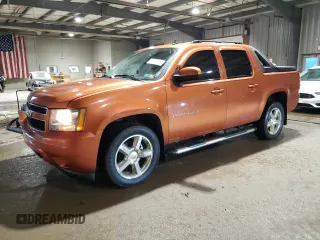 2007 Chevrolet Avalanche 1LT z VIN 3GNEK12387G111308, wystawiony jako Copart lot #43022945 z przebiegiem 145 383 mil mil oraz Szkoda całkowita • Salvage title. Historia ofert i sprzedaży dostępna na DreamBid. Obrazek 1.