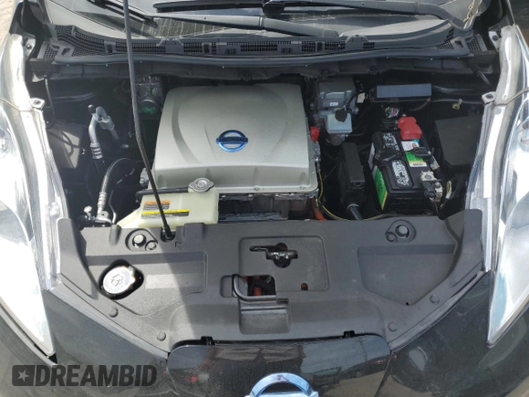 2015 Nissan LEAF SV with VIN 1N4AZ0CP8FC315788, listed as a Copart auction lot 48146553 with 71,454 mi miles. Bid and sale history available at carsss.com. Image 13.