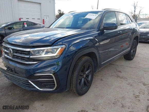 2021 Volkswagen Atlas Cross Sport 3.6L V6 SE w/Technology R-Line with VIN 1V2RE2CA0MC200842, listed as a IAAI auction lot 41689870 with 61,298 mi miles. Bid and sale history available at carsss.com. Image 2.