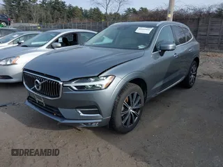 2020 Volvo XC60 Inscription with VIN YV4102RL6L1470249, listed as a IAAI auction lot 41165934 with 26,127 mi miles and . Bid and sale history available at DreamBid. Image 2.