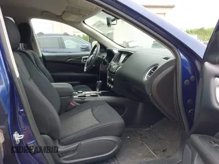 2017 Nissan Pathfinder SV z VIN 5N1DR2MMXHC613443, wystawiony jako IAAI lot #42370891 z przebiegiem 135 460 mil mil oraz . Historia ofert i sprzedaży dostępna na DreamBid. Obrazek 5.