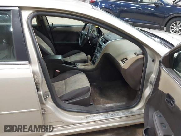 2009 Chevrolet Malibu 1LS with VIN 1G1ZG57B694163581, listed as a IAAI auction lot 41951845 with 92,559 mi miles and . Bid and sale history available at DreamBid. Image 5.