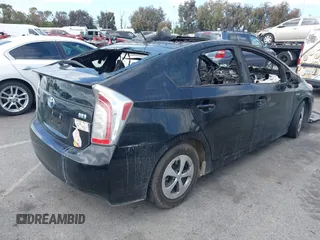 2013 Toyota Prius One z VIN JTDKN3DU4D5545216, wystawiony jako IAAI lot #42259601 z przebiegiem Nie podano mil oraz . Historia ofert i sprzedaży dostępna na DreamBid. Obrazek 4.