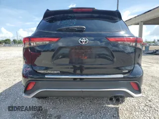 2022 Toyota Highlander XSE with VIN 5TDLZRAH3NS115126, listed as a Copart auction lot 62293825 with 59,189 mi miles and Salvage title. Bid and sale history available at DreamBid. Image 6.