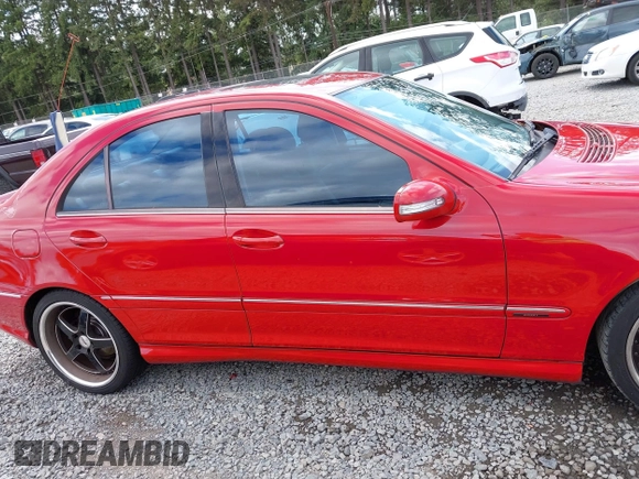 2006 Mercedes-Benz C 230 Sport с VIN WDBRF52H36F730754, выставлен на аукционе IAAI как лот 42543735 с пробегом 115 101 миль миль и . История ставок и продаж доступна на DreamBid. Изображение 14.