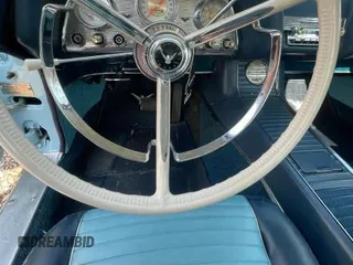 1959 Ford Thunderbird с VIN J9YH146358, выставлен на аукционе Copart как лот 65857145 с пробегом 12 500 миль миль и Чистый • Clean title. История ставок и продаж доступна на DreamBid. Изображение 16.
