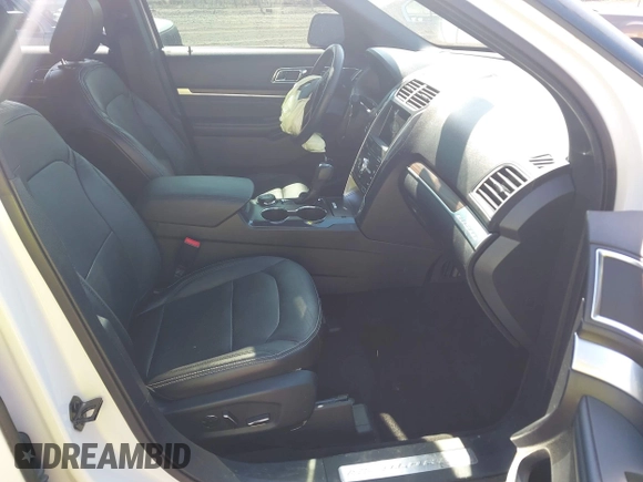 2018 Ford Explorer Limited with VIN 1FM5K8F85JGC25918, listed as a IAAI auction lot 42086339 with 88,411 mi miles and . Bid and sale history available at carsss.com. Image 5.