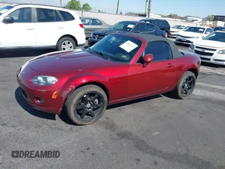 2006 Mazda MX-5 Miata Sport z VIN JM1NC25F260109008, wystawiony jako IAAI lot #42467176 z przebiegiem 139 839 mil mil oraz . Historia ofert i sprzedaży dostępna na DreamBid. Obrazek 12.