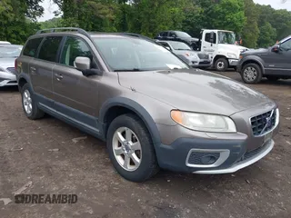 2008 Volvo XC70 с VIN YV4BZ982281039829, выставлен на аукционе IAAI как лот 42471835 с пробегом 148 169 миль миль и . История ставок и продаж доступна на DreamBid. Изображение 1.