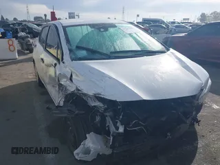 2024 Nissan Versa S z VIN 3N1CN8DVXRL839658, wystawiony jako IAAI lot #41599173 z przebiegiem 20 916 mil mil oraz . Historia ofert i sprzedaży dostępna na DreamBid. Obrazek 1.