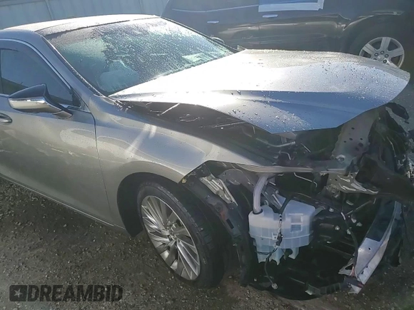2020 Lexus ES 350 Luxury with VIN 58AEZ1B13LU073808, listed as a Copart auction lot 76403914 with 57,293 mi miles and Salvage title. Bid and sale history available at DreamBid. Image 13.