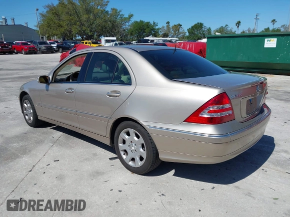 2005 Mercedes-Benz C 240 with VIN WDBRF61J65A656719, listed as a IAAI auction lot 41818972 with 64,957 mi miles and . Bid and sale history available at DreamBid. Image 3.