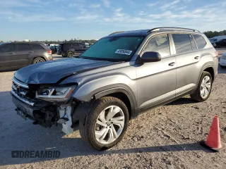 2021 Volkswagen Atlas SE z VIN 1V2WR2CA3MC605584, wystawiony jako Copart lot #83050844 z przebiegiem 61 098 mil mil oraz Szkoda całkowita • Salvage title. Historia ofert i sprzedaży dostępna na DreamBid. Obrazek 1.