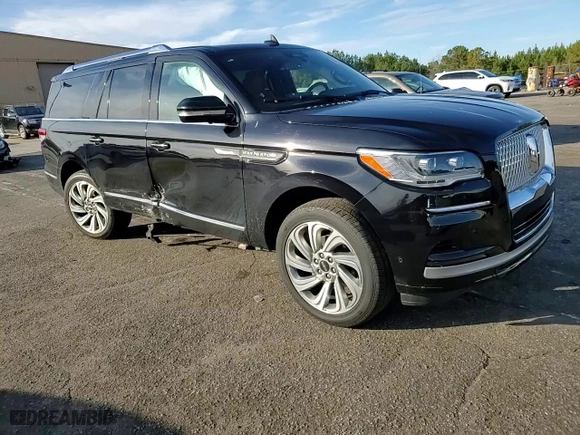 2023 Lincoln Navigator L Reserve with VIN 5LMJJ3LG6PEL00420, listed as a Copart auction lot 81053473 with 15,112 mi miles. Bid and sale history available at carsss.com. Image 11.