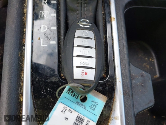 2022 Nissan Sentra SV with VIN 3N1AB8CV8NY299323, listed as a IAAI auction lot 40790960 with 33,560 mi miles and . Bid and sale history available at DreamBid. Image 11.