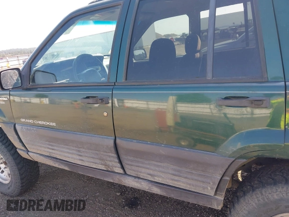 1998 Jeep Grand Cherokee Laredo с VIN 1J4GZ58S0WC154457, выставлен на аукционе IAAI как лот 42533109 с пробегом 214 953 миль миль и . История ставок и продаж доступна на DreamBid. Изображение 14.