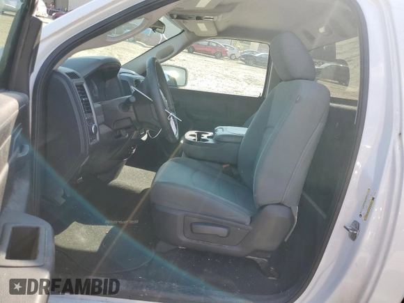 2018 Ram 1500 Tradesman with VIN 3C6JR7DG7JG186490, listed as a Copart auction lot 74712524 with 58,120 mi miles and Salvage title. Bid and sale history available at DreamBid. Image 7.